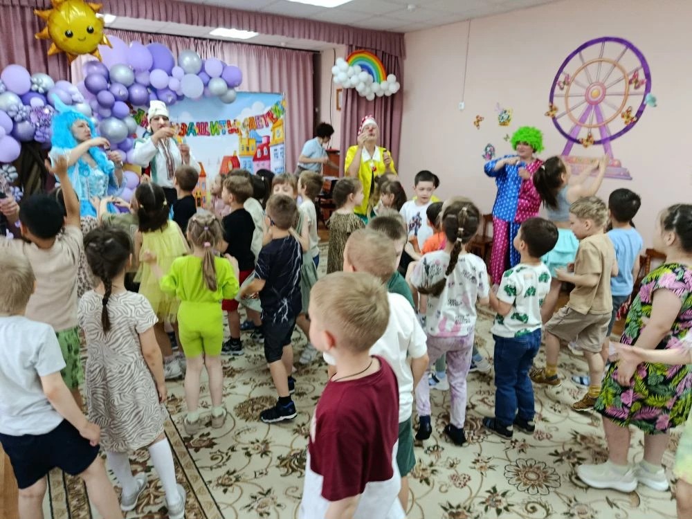 C:\Users\admin\Desktop\19328d80-d715-4e38-a73e-cc02b26aaff8.jfif